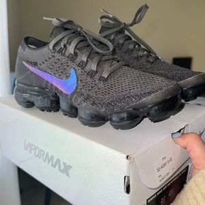 Wmns Nike Vapormax Flyknit